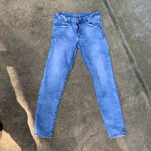 American Eagle super stretch light wash jeans